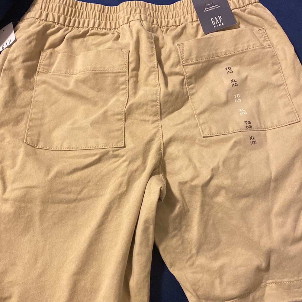 Boys kaki walking shorts - Picture 2 of 3